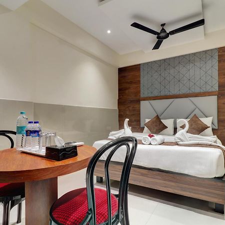Hotel New Parimeet Residency Navi Mumbai Exterior foto