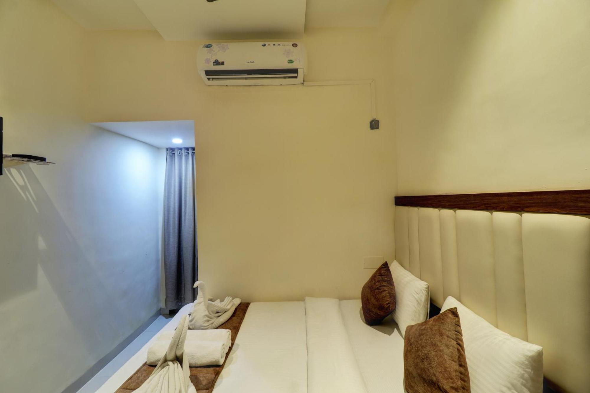 Hotel New Parimeet Residency Navi Mumbai Exterior foto