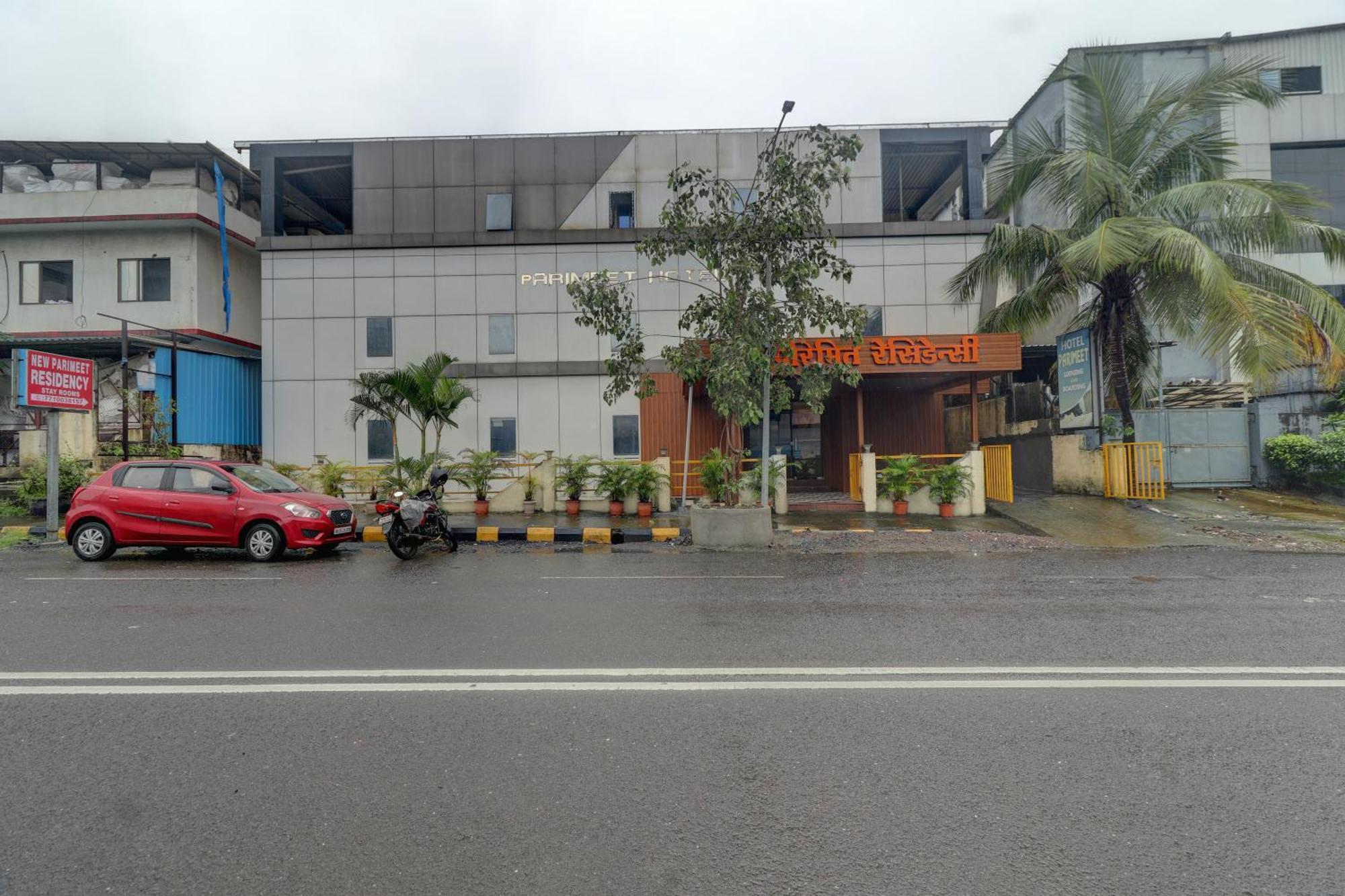 Hotel New Parimeet Residency Navi Mumbai Exterior foto