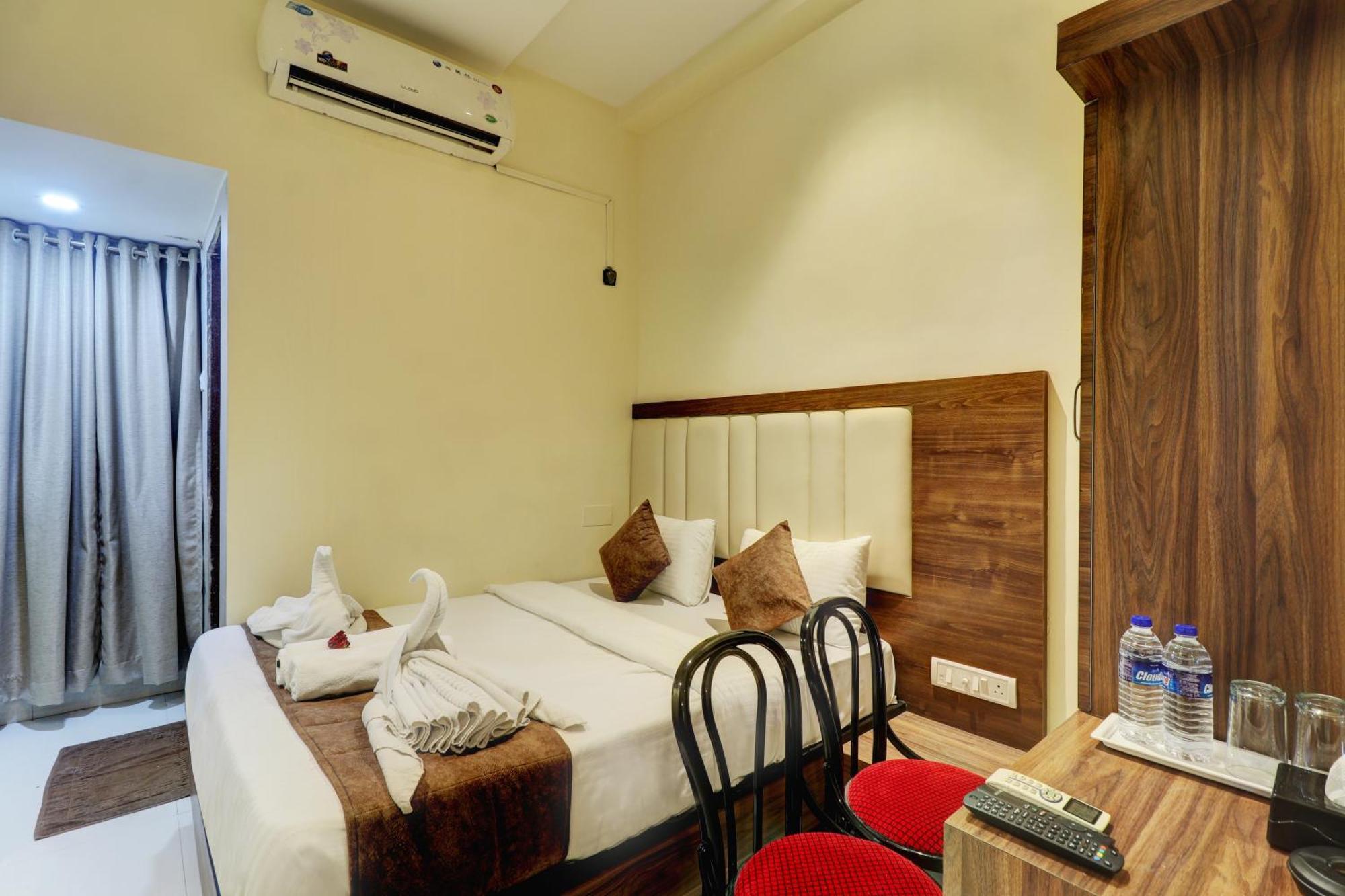Hotel New Parimeet Residency Navi Mumbai Exterior foto